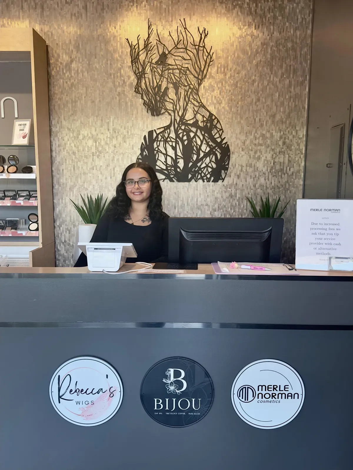 Read more about the article Bijou Hair Salon, Day Spa and Trichology Center