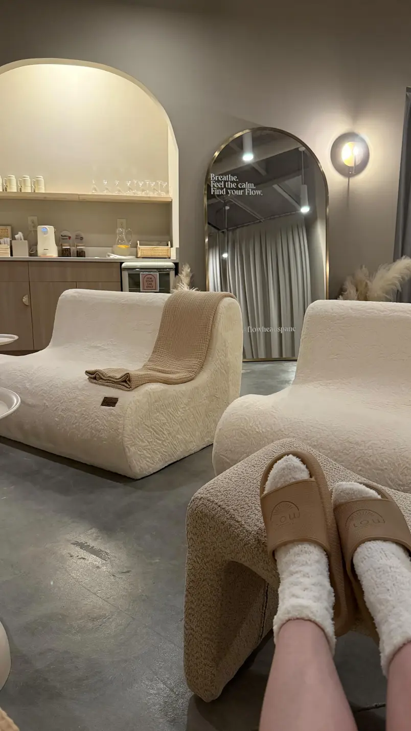 Read more about the article Flow Head Spa